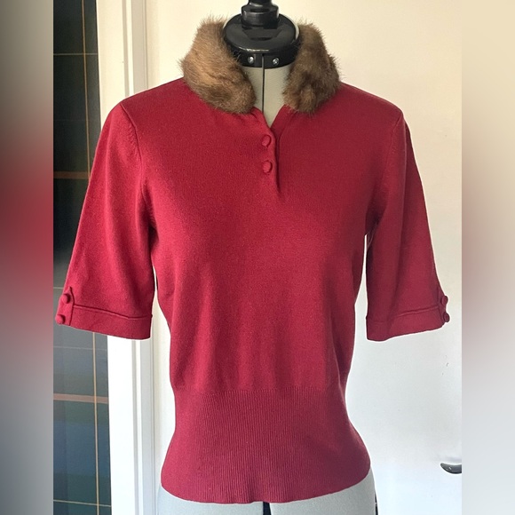 Urchin Silk&Cashmere Short Sleeve Sweater w/Faux Fur Collar, cranberry, S - Picture 2 of 12